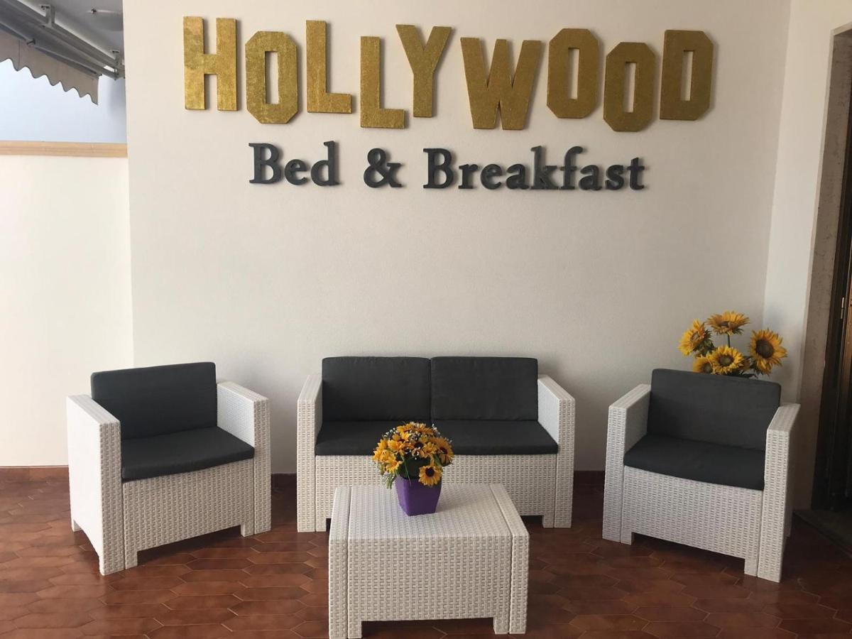 B&B Hollywood - Parcheggio Privato Porto Cesareo Eksteriør billede